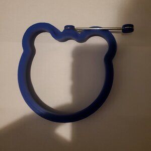 NEW BLUE FOOD GRADE SILICONE FRIED EGG MOLD PANCAKE ANIMAL SHAPE RING